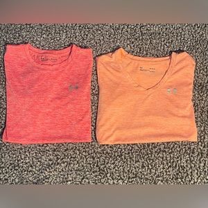 2 ladies medium UNDER ARMOUR Active ware short sleeve tops. Like new condition